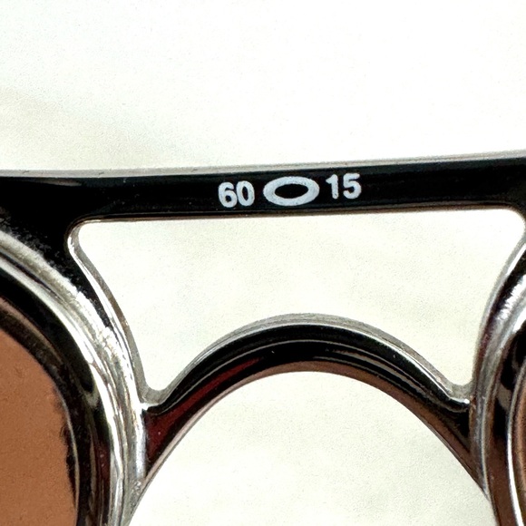 OAKLEY Women’s Aviator Sunglasses Rose Gold Lenses + Cloth & Case - Picture 6 of 16